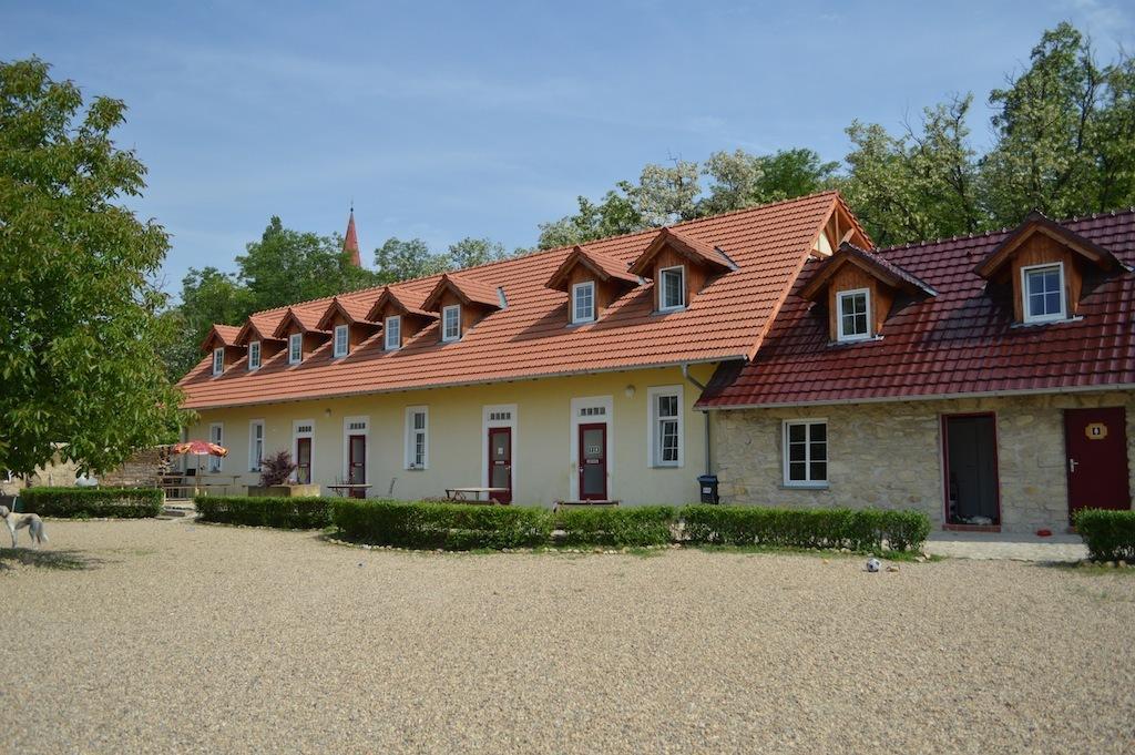 Stara Fara Hotel Chržín Kültér fotó